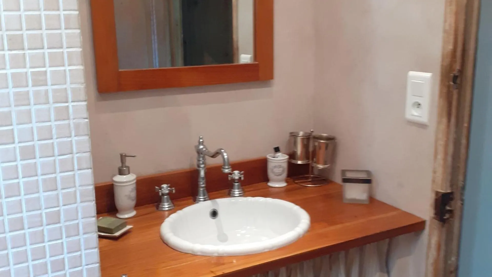 Au Fil De L Eau Villa Cannes
