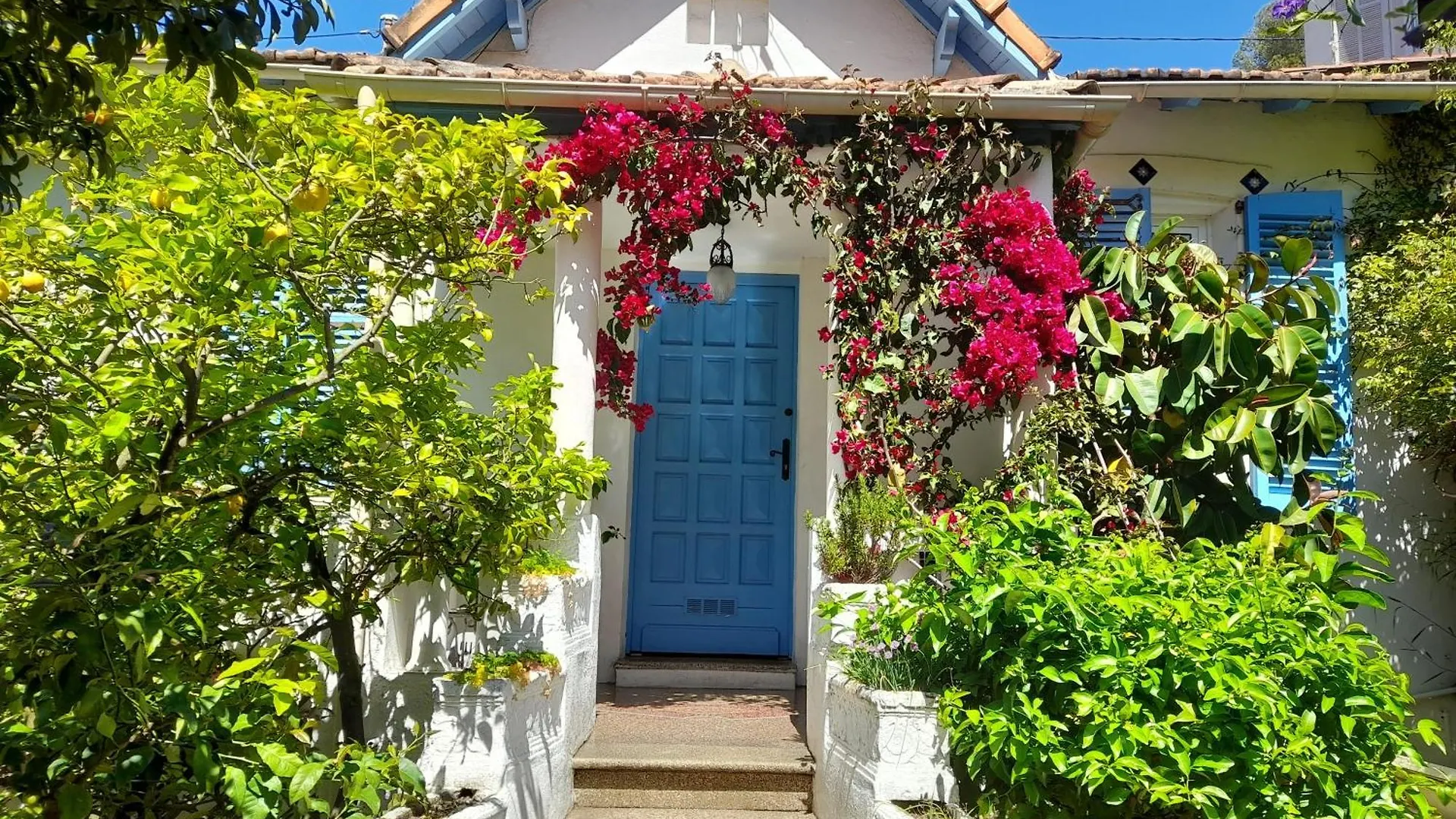 Villa Au fil de l 'EAU à Cannes Hébergement de vacances